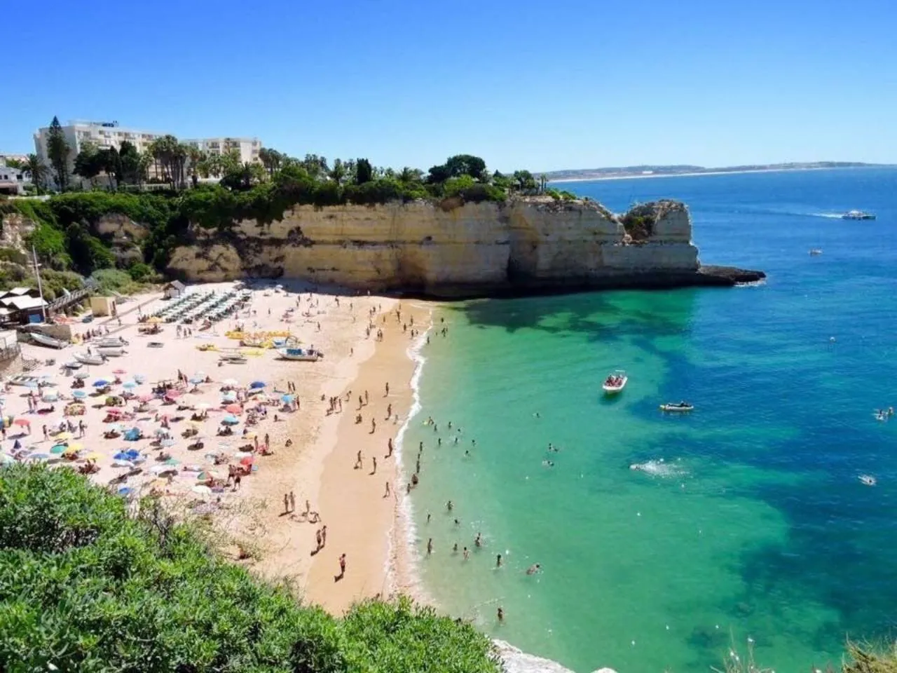 Praia de Nossa Senhora da Rocha